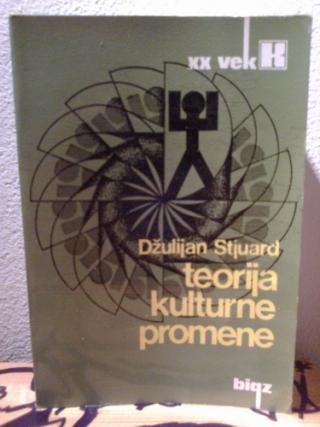 teorija kulturne promene metodologija višelinijske evolucije  